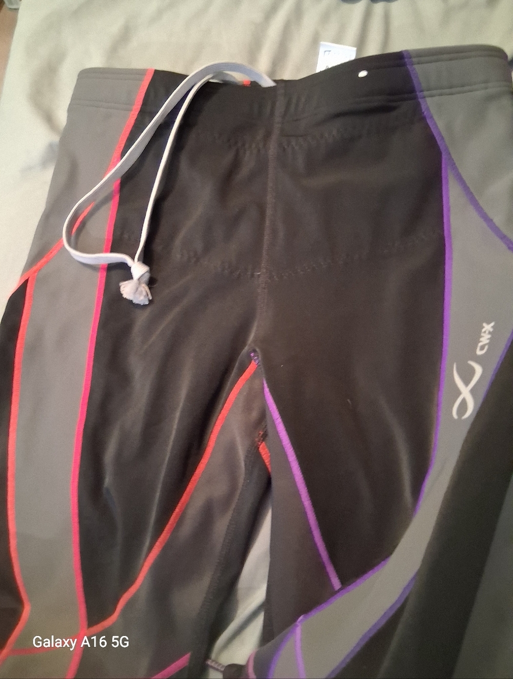 CW‑X Women’s Compression Leggings • Size M • Like New